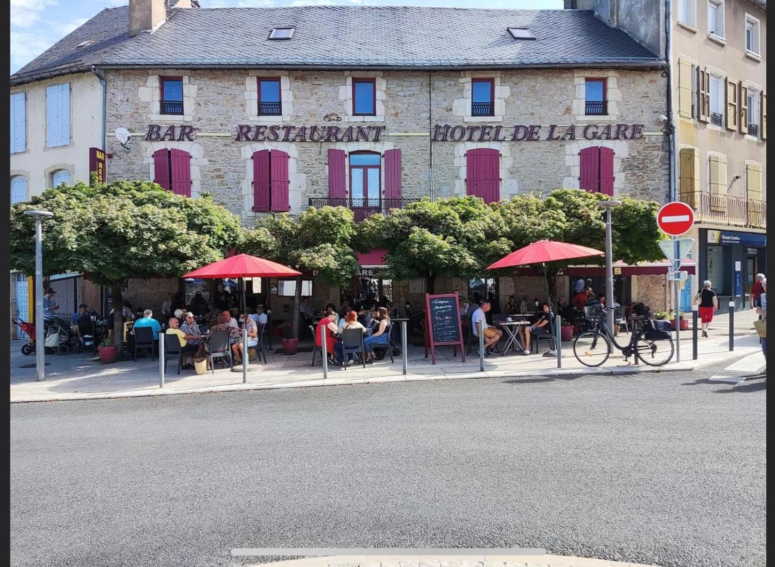 Hotel De La Gare Sévérac-le-Château Dış mekan fotoğraf