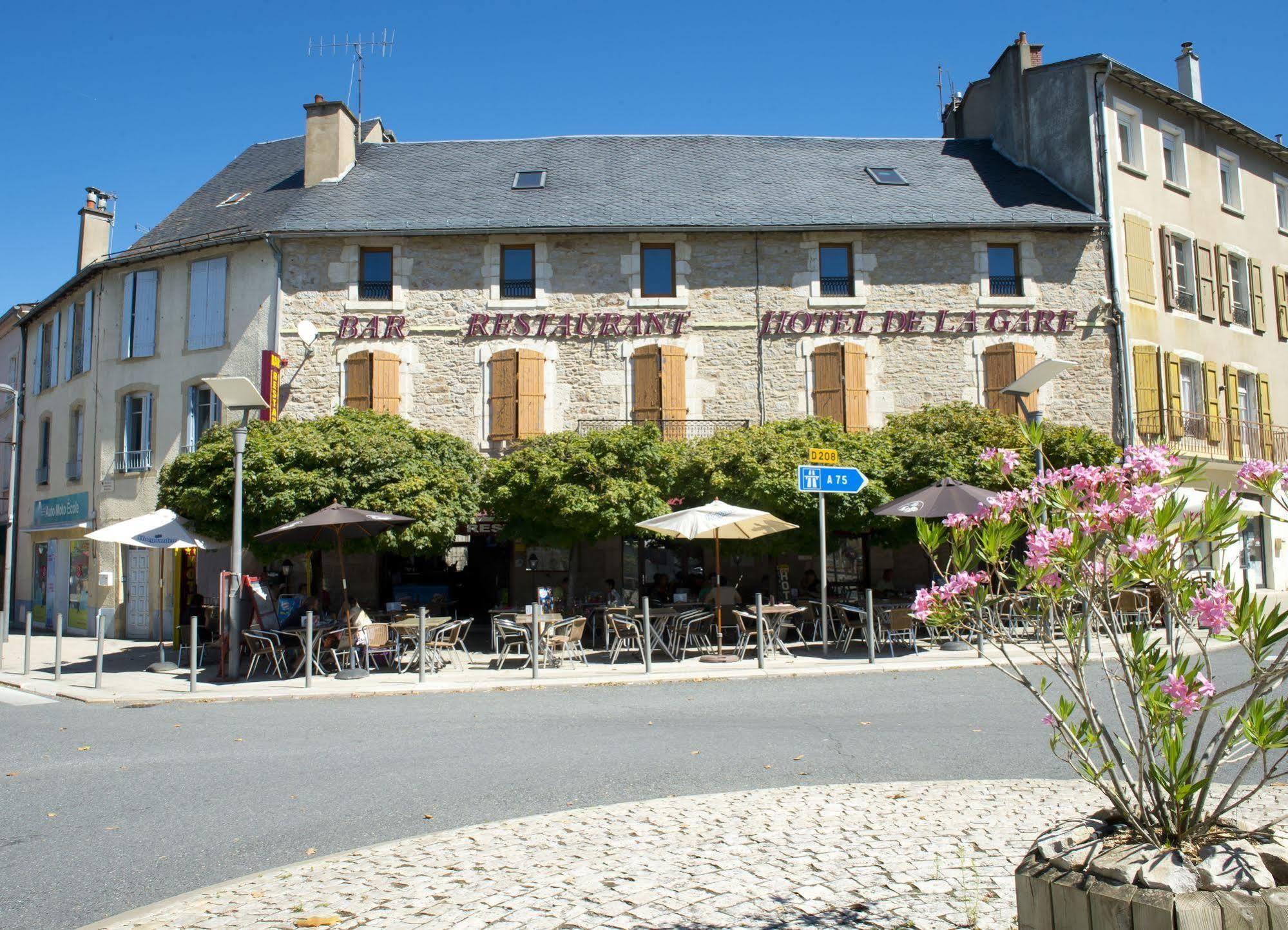 Hotel De La Gare Sévérac-le-Château Dış mekan fotoğraf